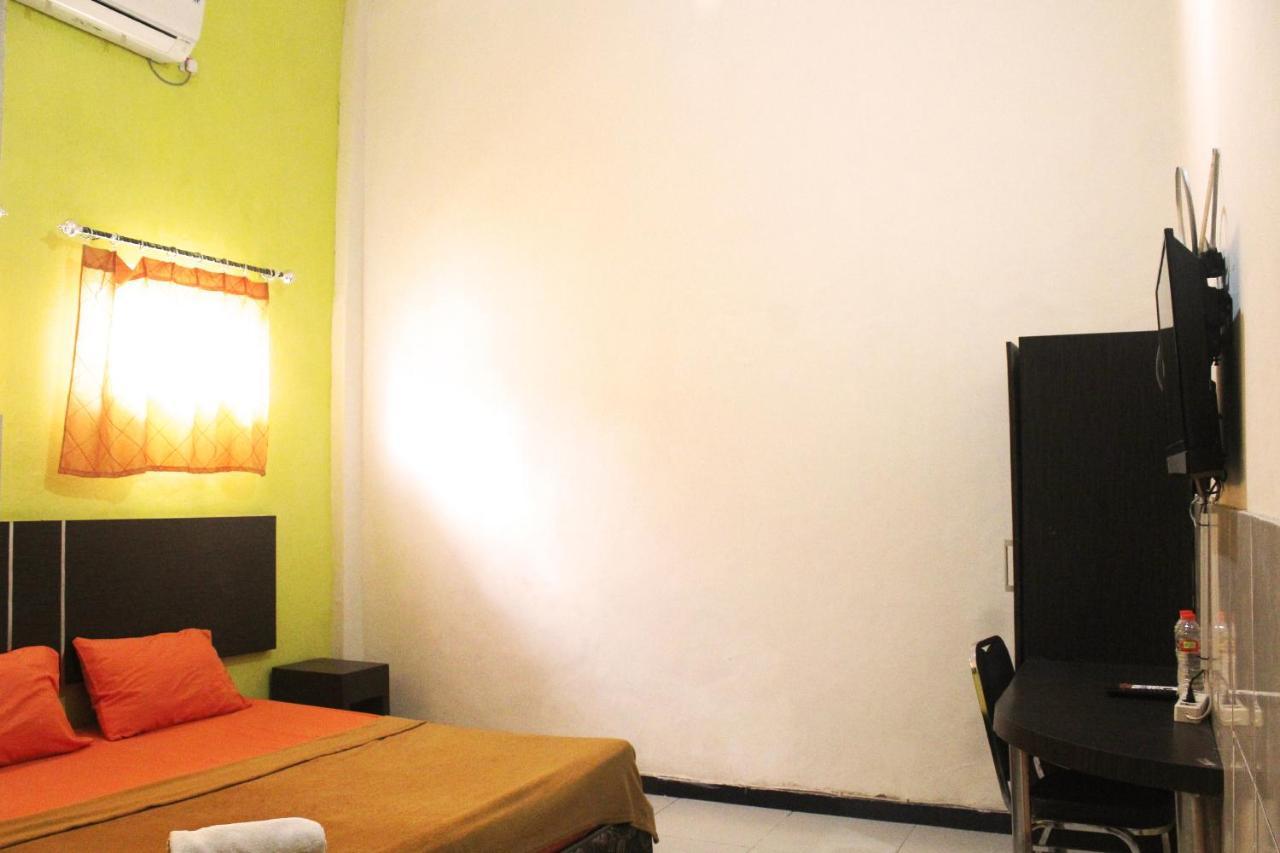 Olive Guest House Bumi Mas Raya Banjarmasin  Esterno foto