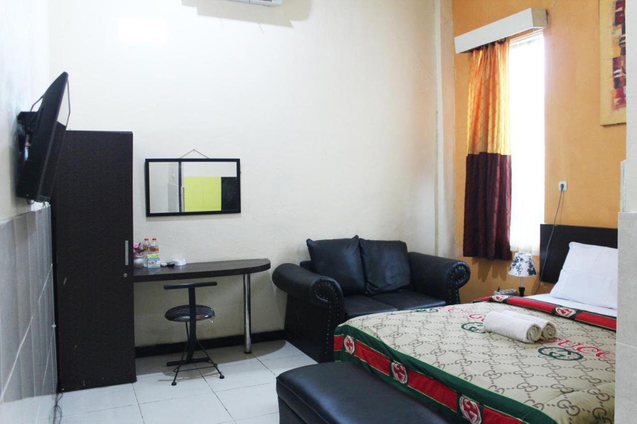 Olive Guest House Bumi Mas Raya Banjarmasin  Esterno foto