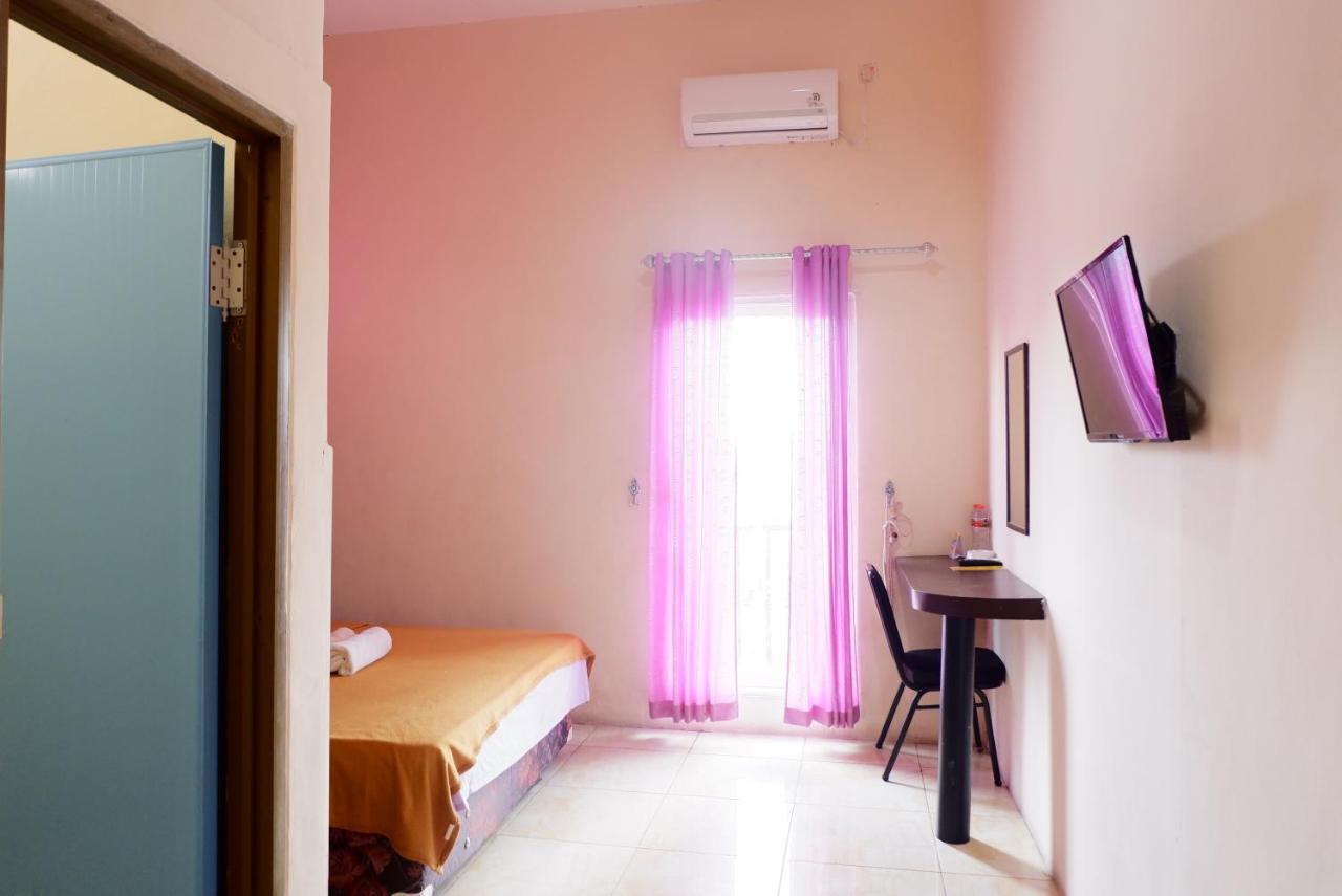 Olive Guest House Bumi Mas Raya Banjarmasin  Esterno foto
