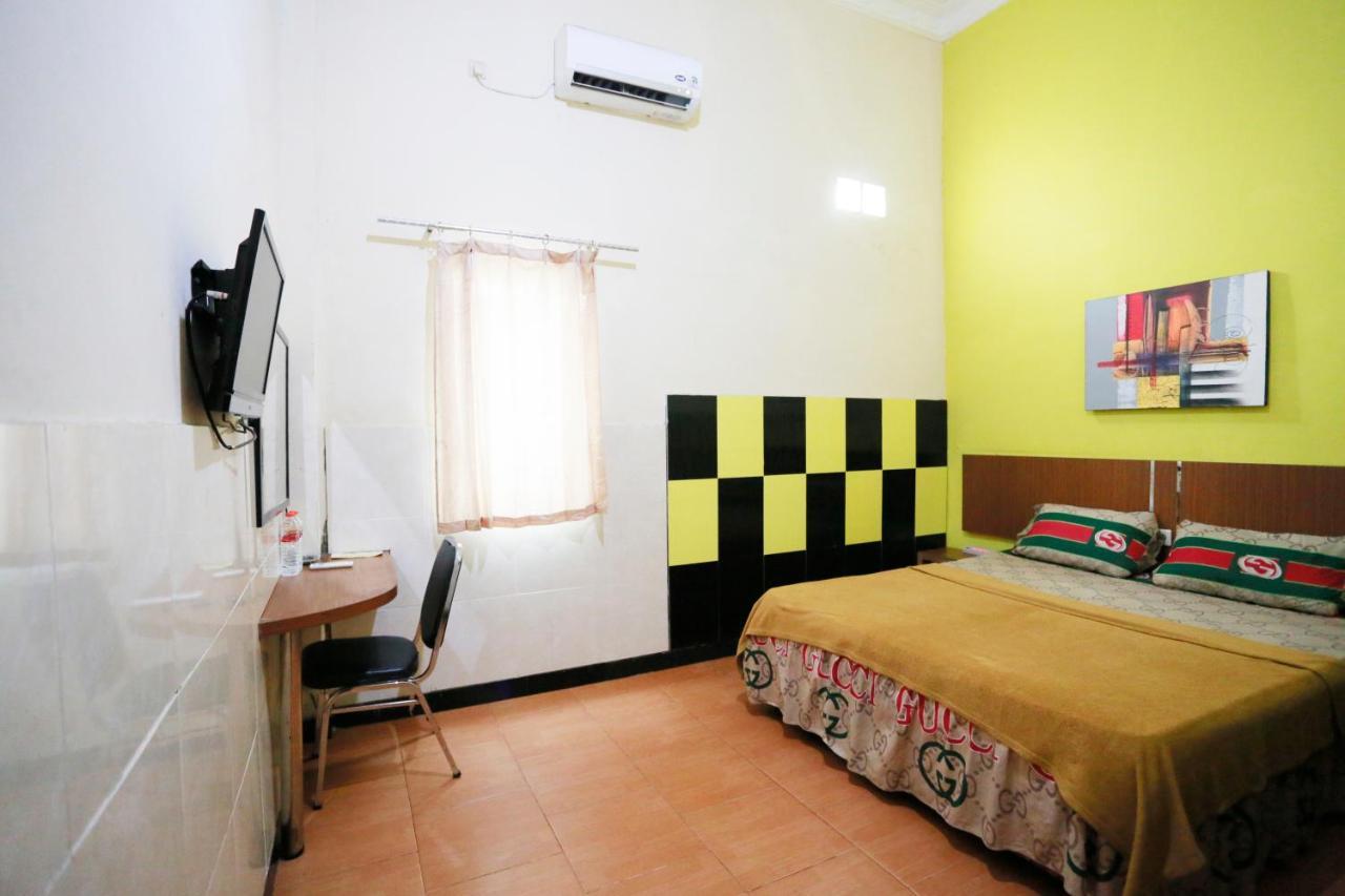 Olive Guest House Bumi Mas Raya Banjarmasin  Esterno foto